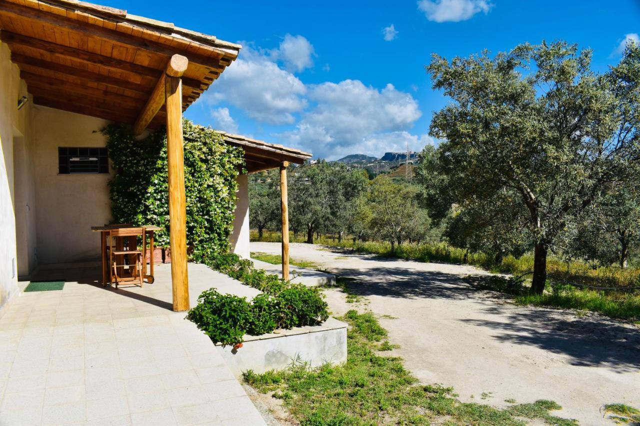 La Casa Del Cancello Di Borgo Carbone Locri Exterior foto